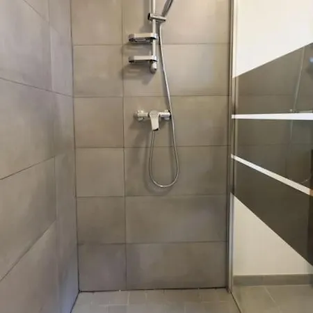 Villa En Bord De / Sauna *