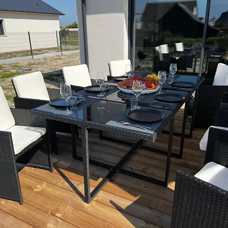 Villa En Bord De / Sauna